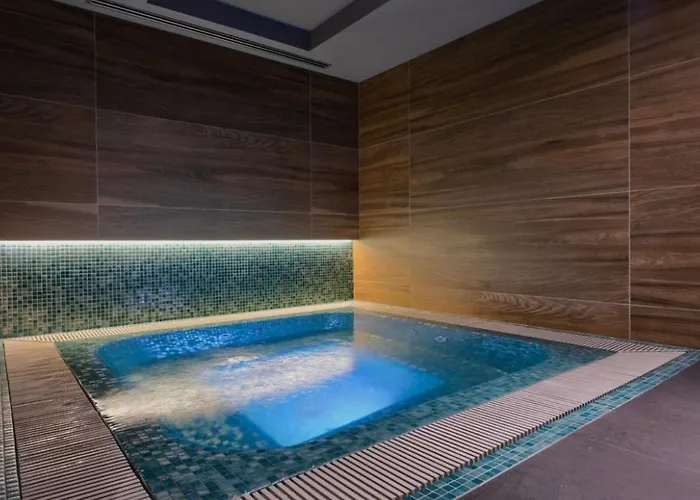 アパート Sunny ズラティボール